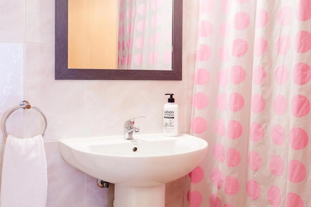 Patio Budget Apartment 12 Calonge  0*, Calonge (Catalonia) Spagna