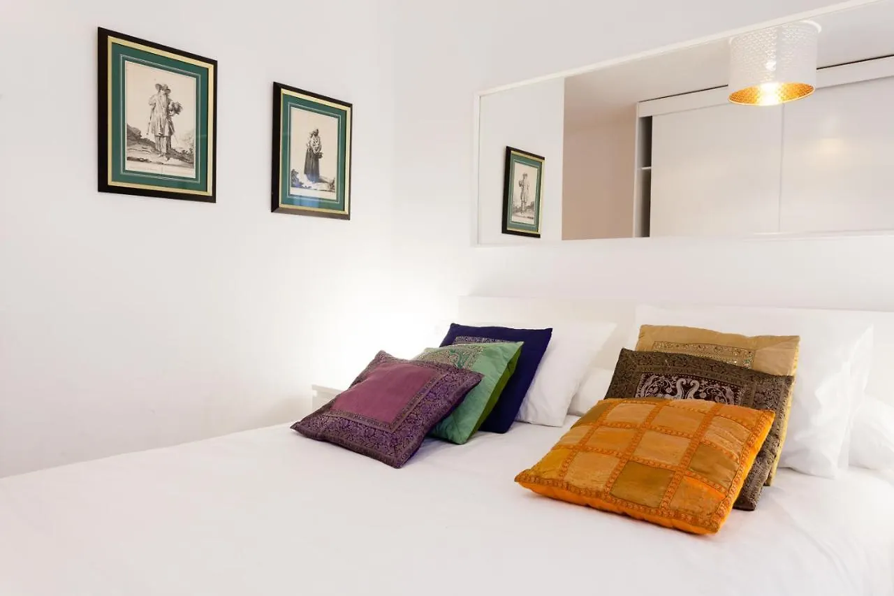 Patio Budget Apartment 12 Calonge  0*, Calonge (Catalonia)